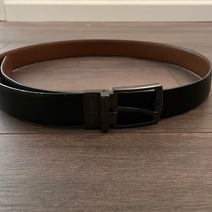 Perry Ellis Black Leather Belt